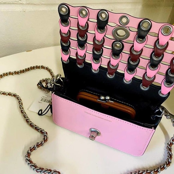 COACH 86832 DINKIER WITH COLORBLOCK COACH LINK IN PETAL/LIGHT ANTIQUE NICKEL - Picture 8 of 9